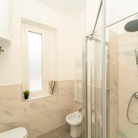 1 B&business - 50 Mt Dalle Molinette, 300 Mt Da Metro Spezia, 1k M Da Lingotto Fiere Apartment Turin