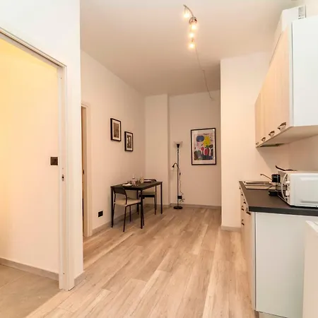 Homely Business 1 Apartamento